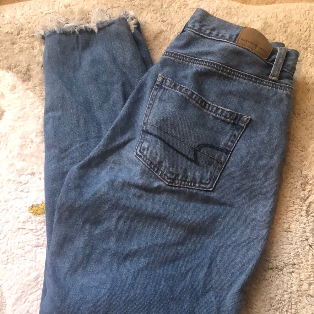American Eagle mom jeans